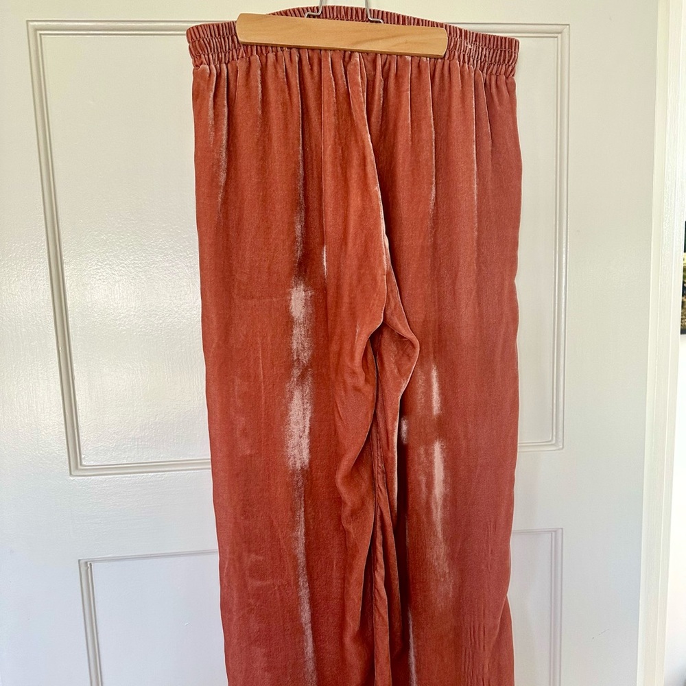 NWT Johnny Was Salmon Silk Velvet Pants S